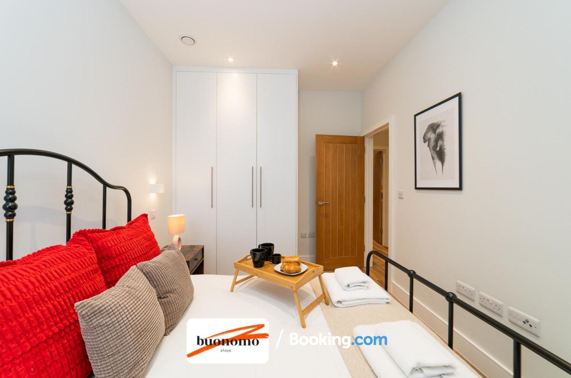 Two Bedroom Apartment At Buonomo Stays Short Lets & Serviced Accommodation Close To Wimbledon Tennis Courts Londen Buitenkant foto